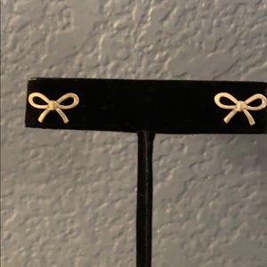 TIFFANY BOW EARRINGS